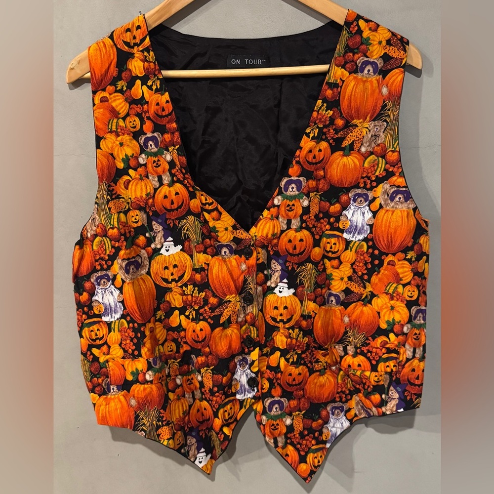 Vintage On Tour Halloween harvest vest